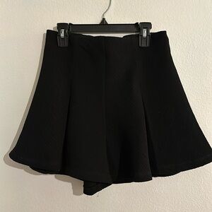 Black Pleated Skort!